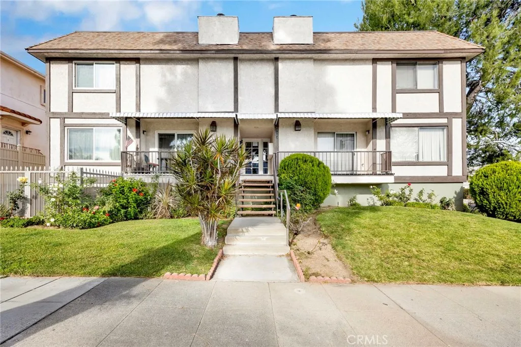 Additional image 2 of 17303 Chatsworth Street Unit 4, Granada Hills, CA 91344