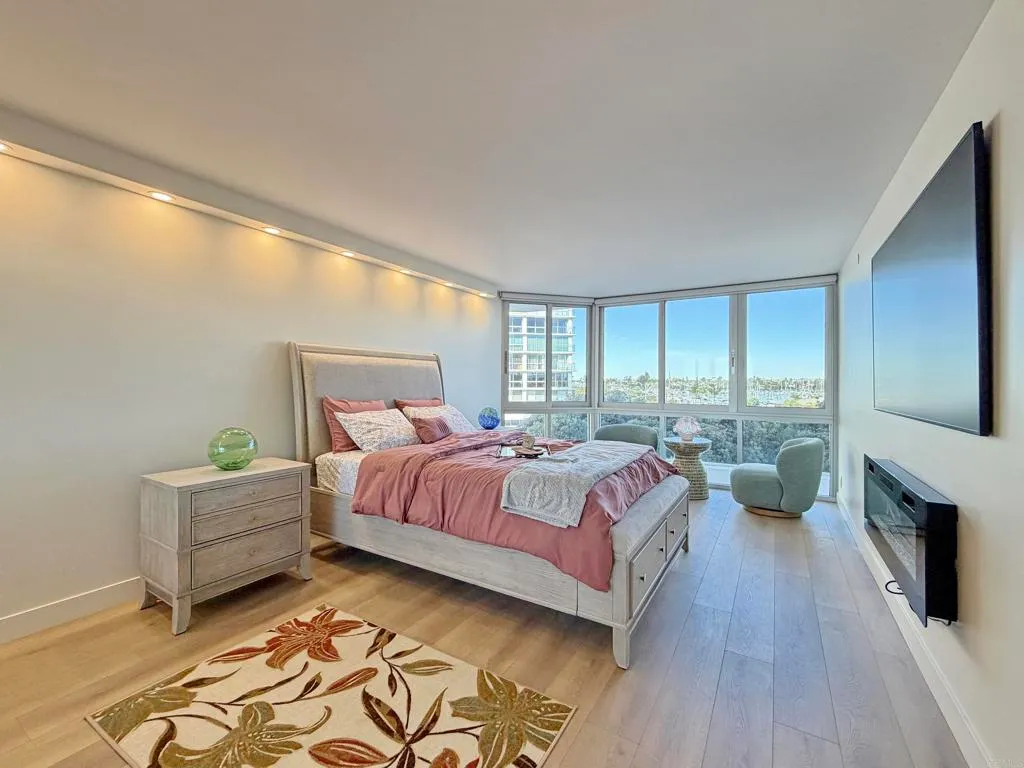 Additional image 23 of 1820 Avenida Del Mundo Unit 208, Coronado, CA 92118