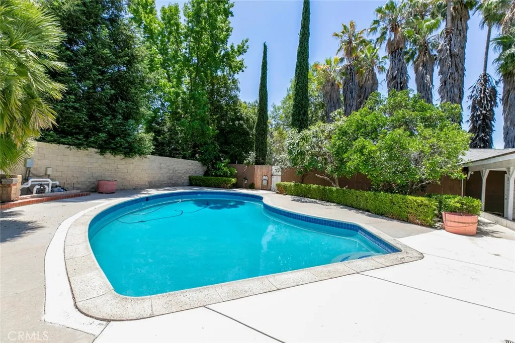 Additional image 93 of 17800 Raymer Street, Sherwood Forest, CA 91325