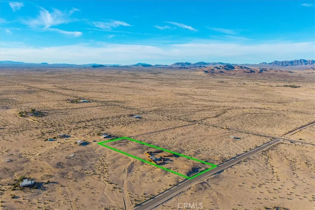 Additional image 100 of 5048 Godwin Rd, 29 Palms, CA 92277