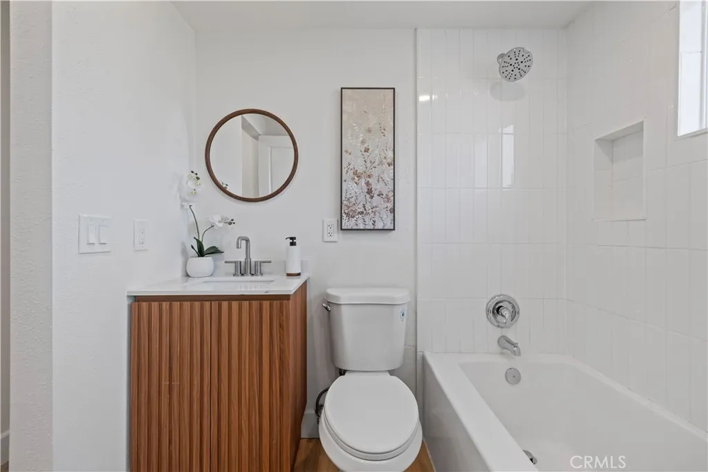 Additional image 19 of 19017 Drycliff Street, Canyon Country, CA 91351