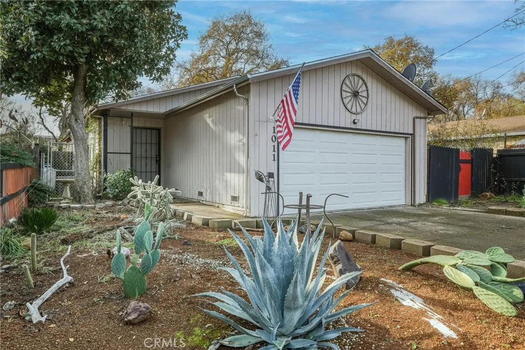 Additional image 2 of 1011 2nd St, Lakeport, CA 95453