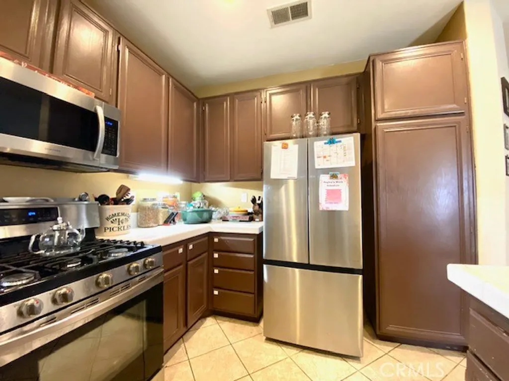 Additional image 32 of 16883 Hazeltine Court, Fontana, CA 92336