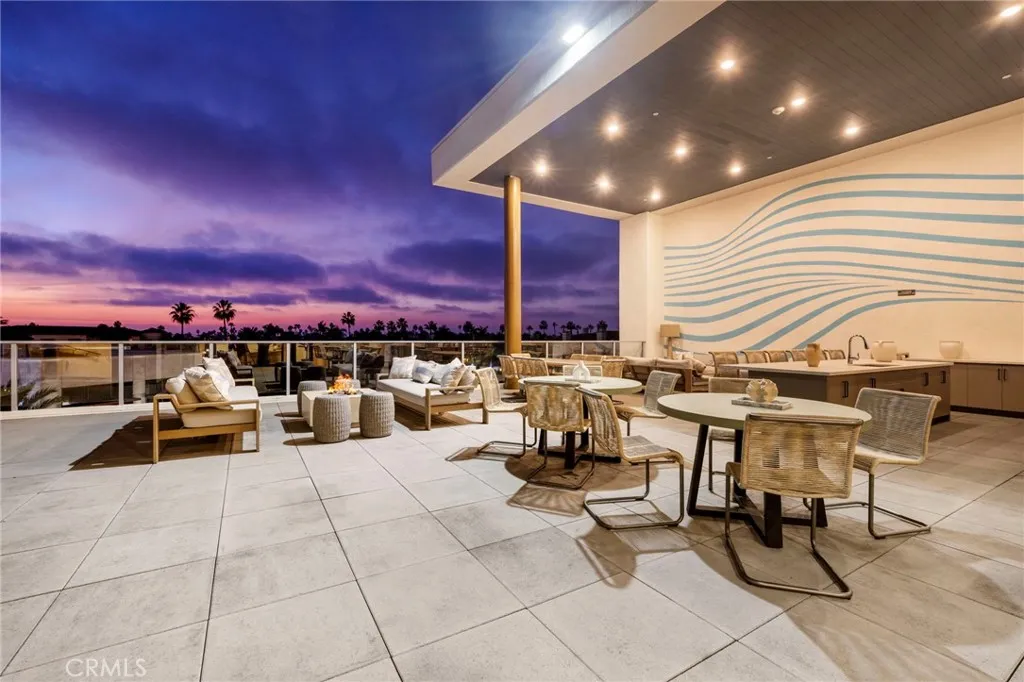 Additional image 106 of 414 Main St Unit 300, Huntington Beach, CA 92648