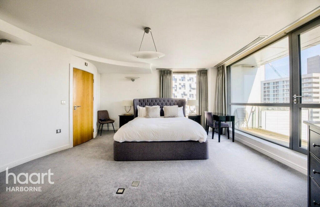 Additional image 14 of Breathtaking City Centre Penthouse