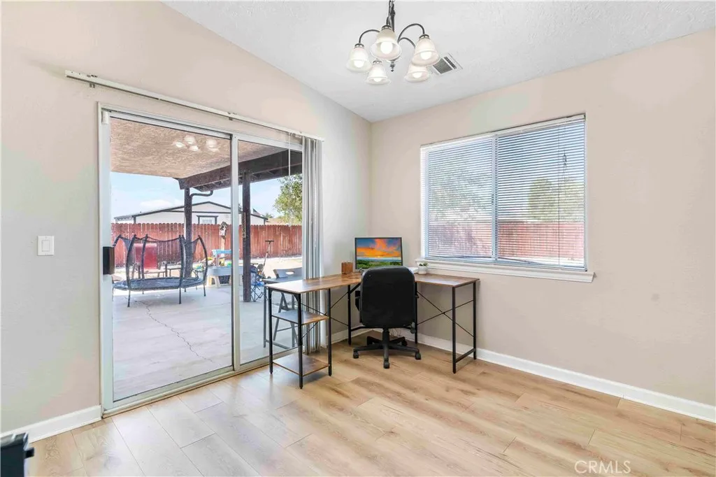 Additional image 53 of 15189 Tonikan, Apple Valley, CA 92307