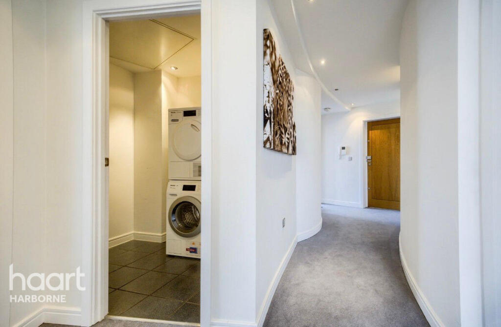 Additional image 20 of Breathtaking City Centre Penthouse