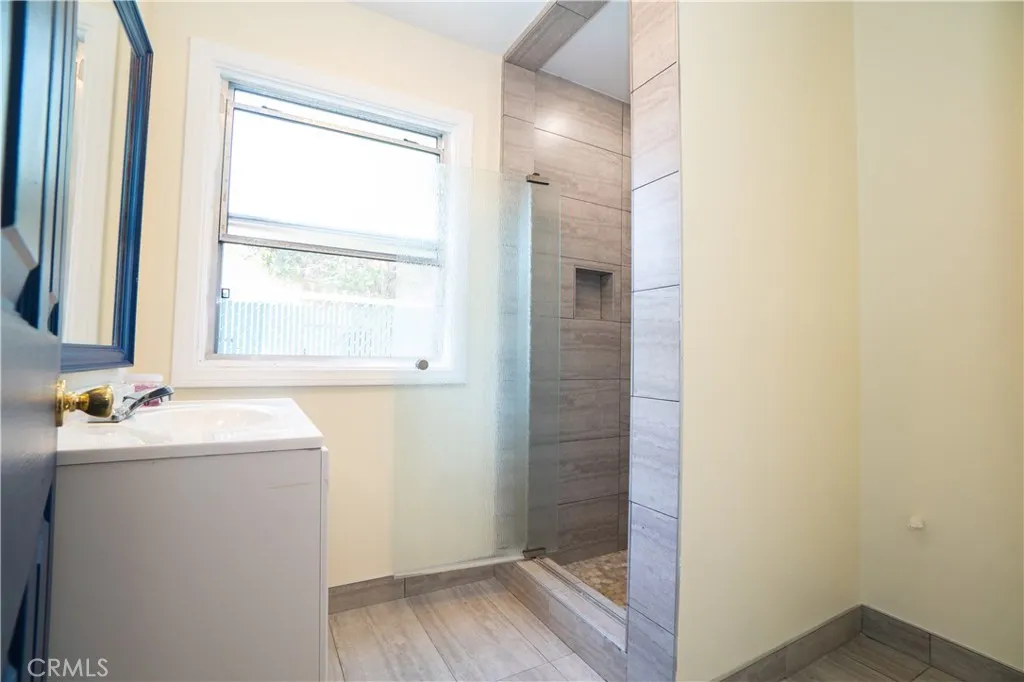 Additional image 18 of 238 W 10th St, San Pedro, CA 90731