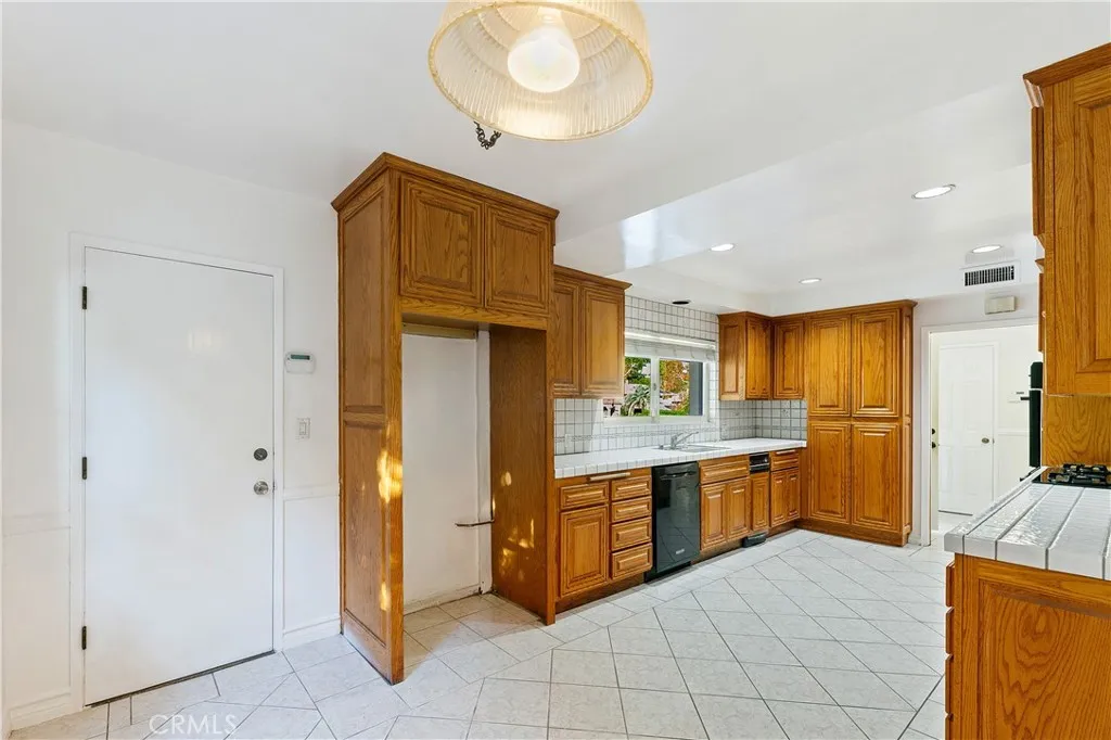 Additional image 72 of 22046 Parthenia Street, West Hills, CA 91304