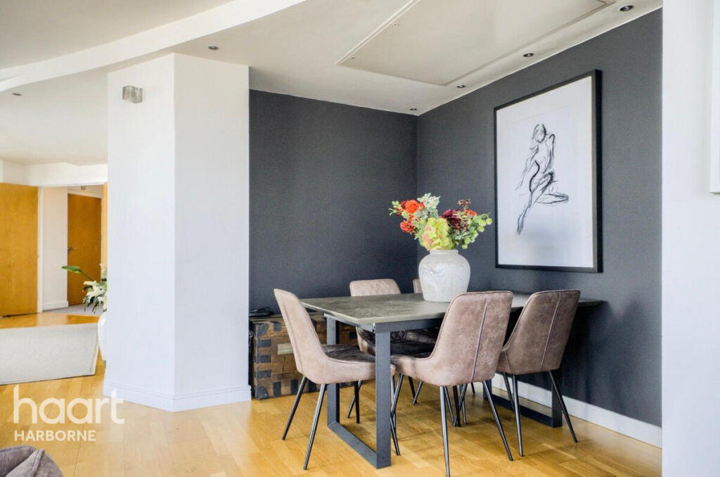 Additional image 10 of Breathtaking City Centre Penthouse