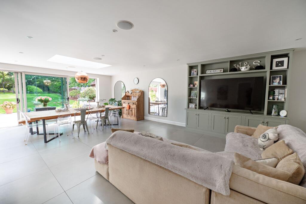 Additional image 2 of Bradmore Way, Brookmans Park, AL9