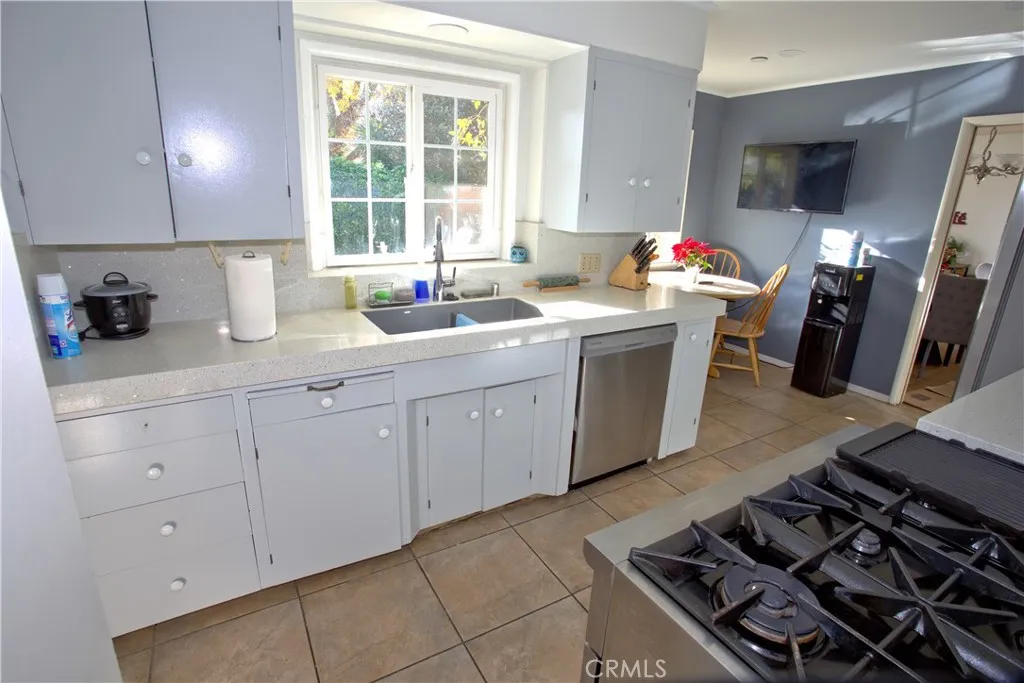 Additional image 14 of 535 Fairmont Drive, San Bernardino, CA 92404