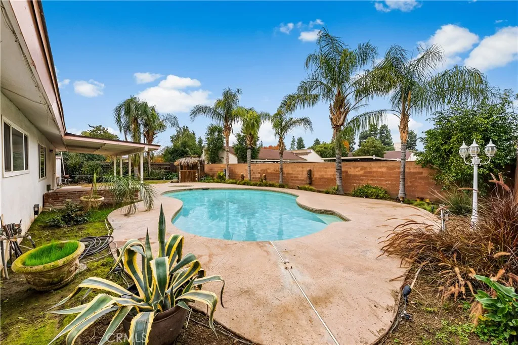 Property image for 4308 Charter Oaks Ave, Bakersfield, CA 93309