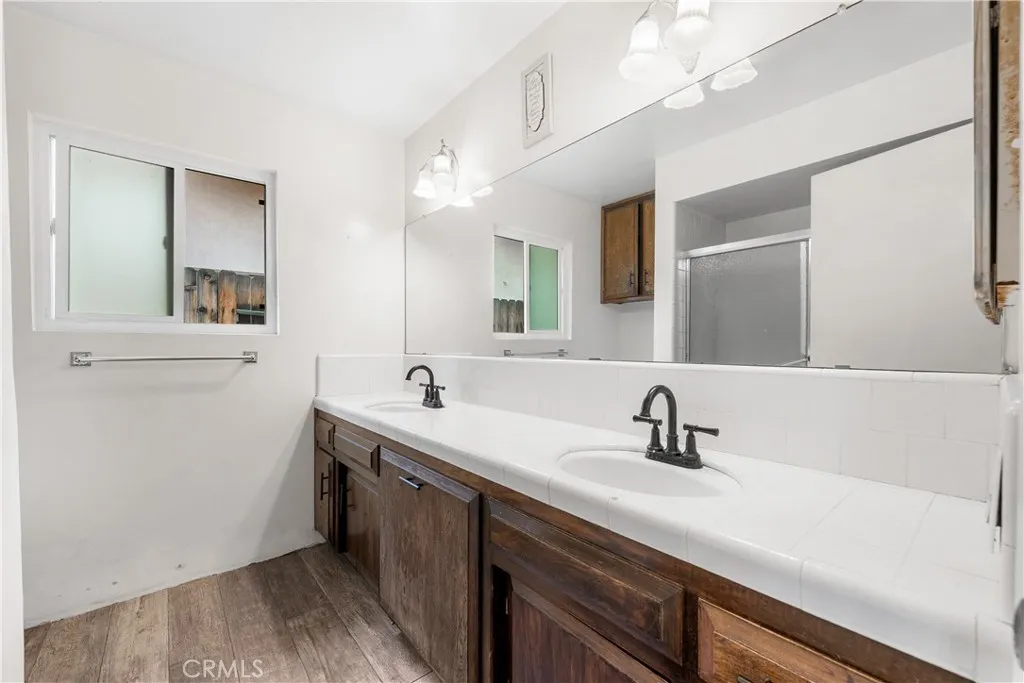 Additional image 74 of 4308 Charter Oaks Ave, Bakersfield, CA 93309