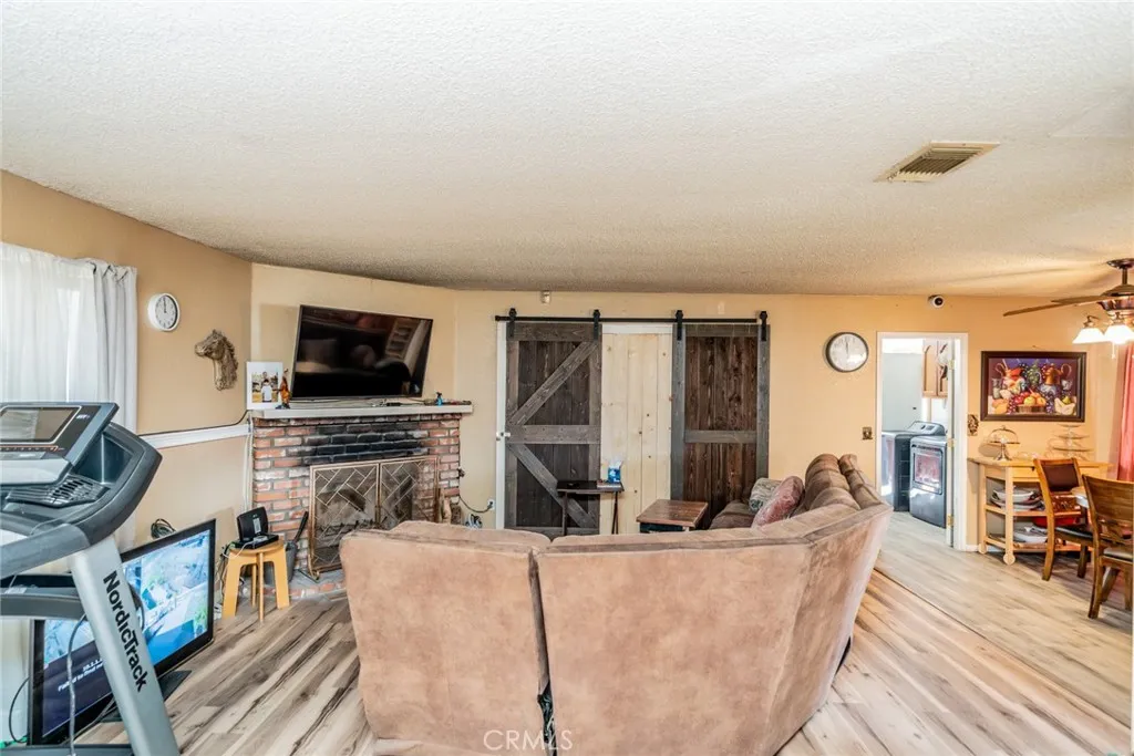 Additional image 11 of 4637 Luna Road, Phelan, CA 92371