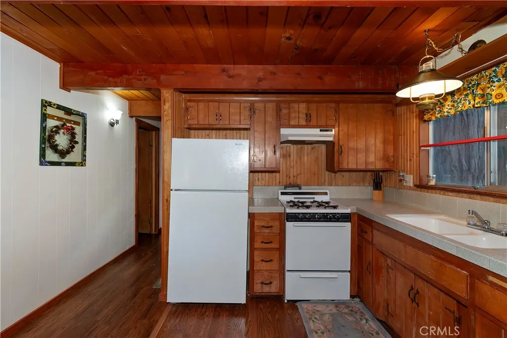 Additional image 13 of 31470 Cedarwood Drive, Running Springs, CA 92382