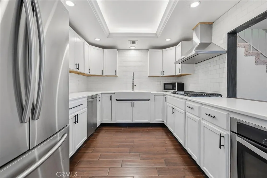 Additional image 39 of 7231 Balboa Boulevard Unit A, Lake Balboa, CA 91406