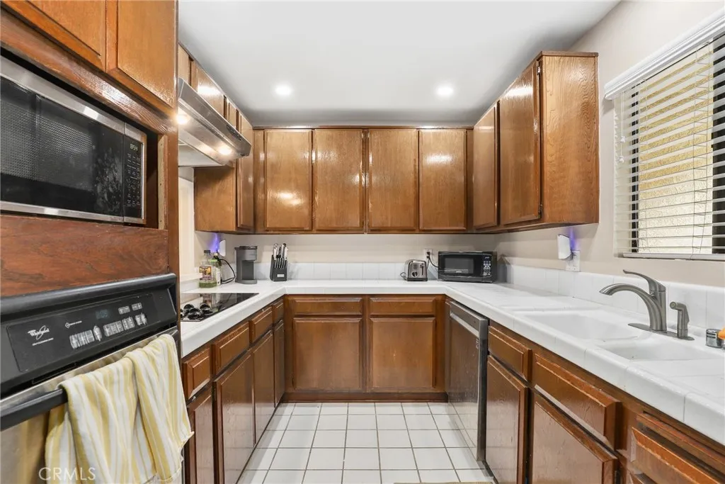 Additional image 10 of 2304 Mathews Avenue Unit 2, Redondo Beach, CA 90278