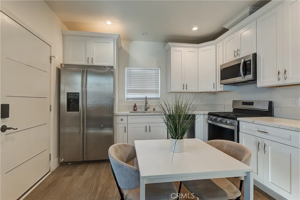 Additional image 17 of 1364 S Ridgeley Dr, Los Angeles, CA 90019