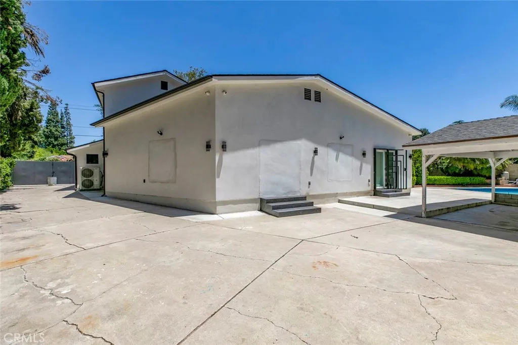 Additional image 90 of 17800 Raymer Street, Sherwood Forest, CA 91325
