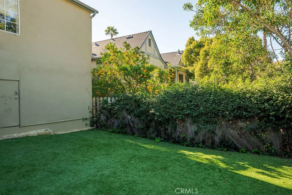 Additional image 51 of 1119 Princeton Drive, Glendale, CA 91205