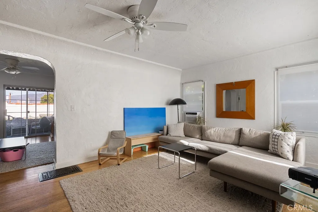 Additional image 33 of 1119 Princeton Drive, Glendale, CA 91205