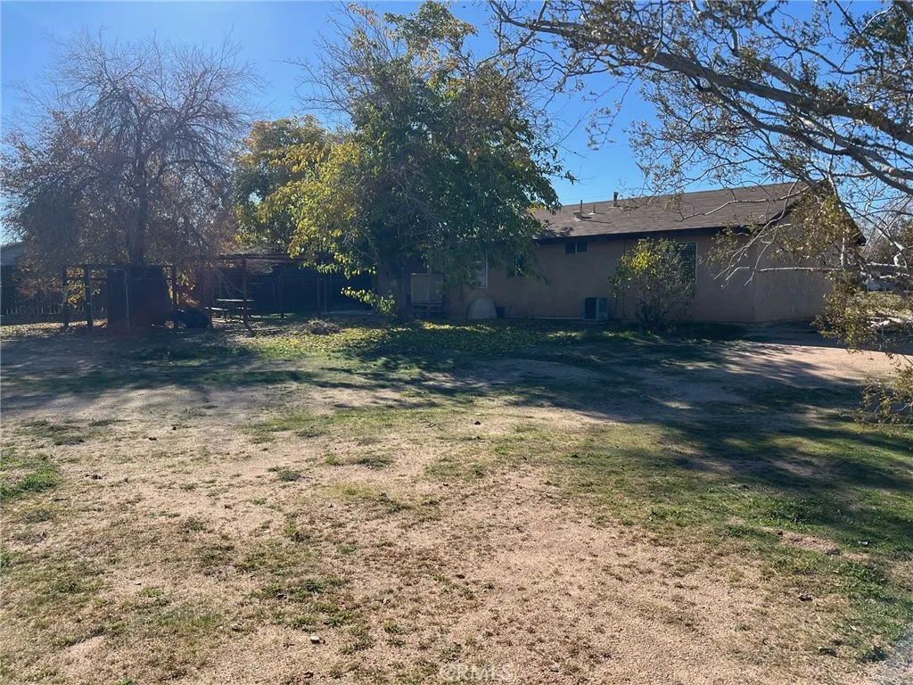 Additional image 101 of 10643 Redwood Ave, Hesperia, CA 92345