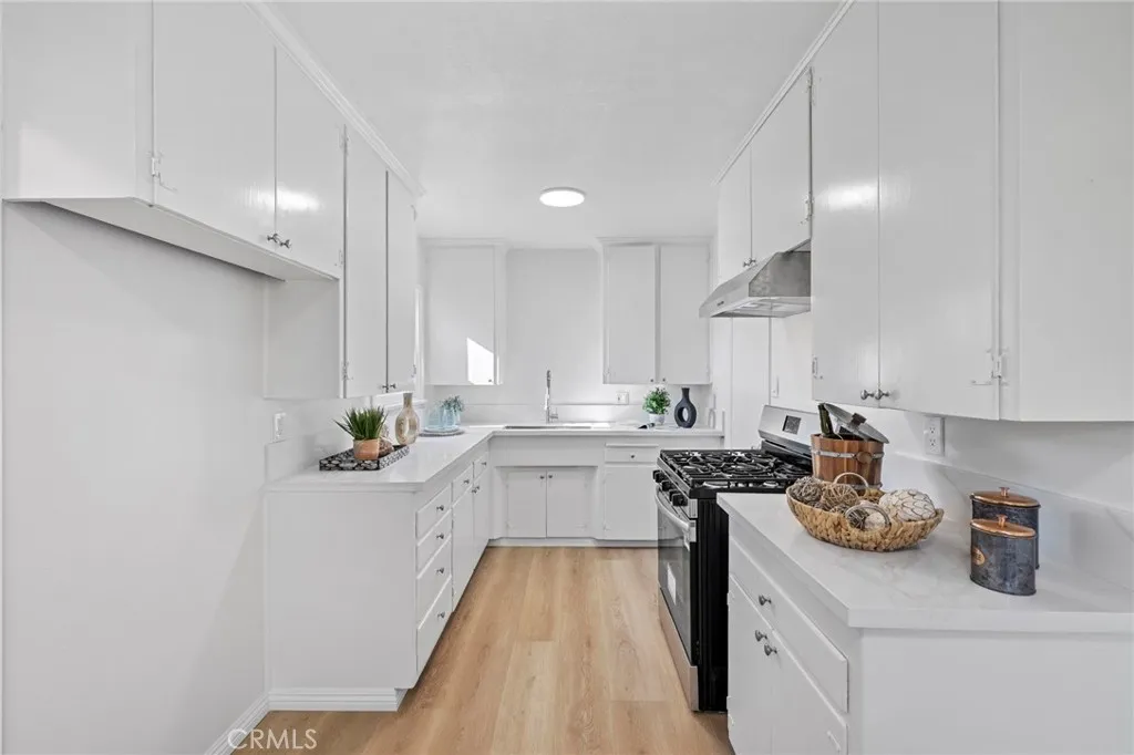 Additional image 61 of 2100 W Valencia Drive, Fullerton, CA 92833