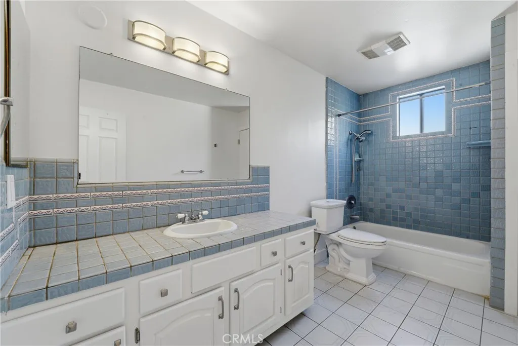 Additional image 44 of 658 Glenmore Blvd, Glendale, CA 91206