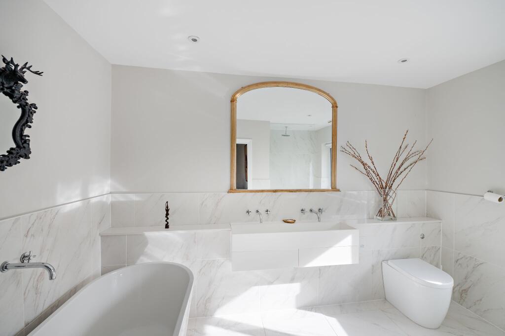 Additional image 13 of Bradmore Way, Brookmans Park, AL9