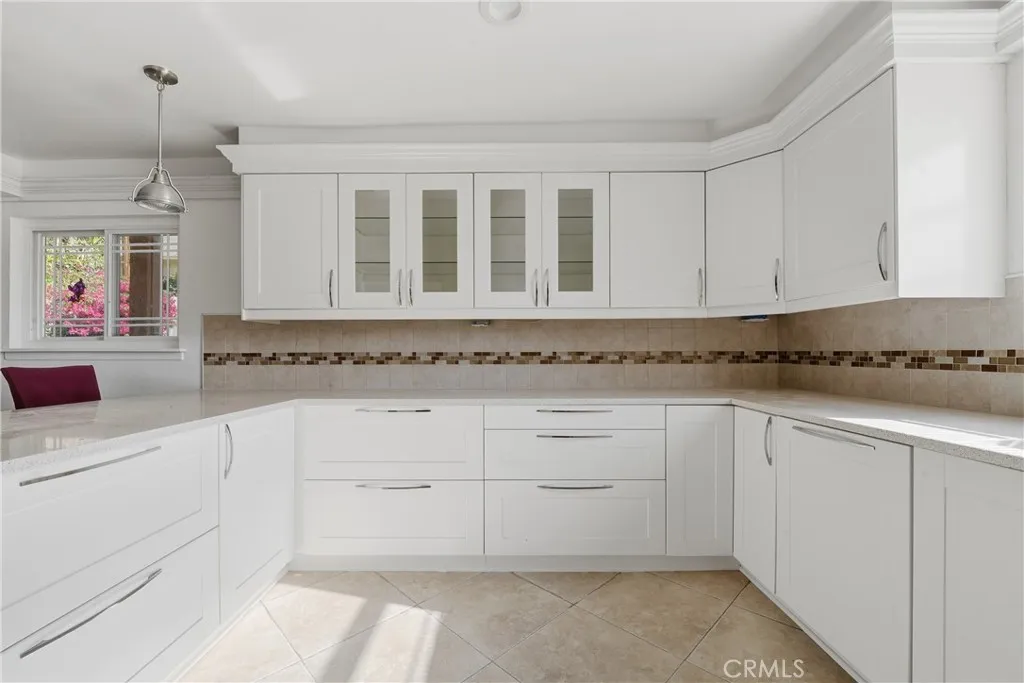 Additional image 93 of 658 Glenmore Blvd, Glendale, CA 91206