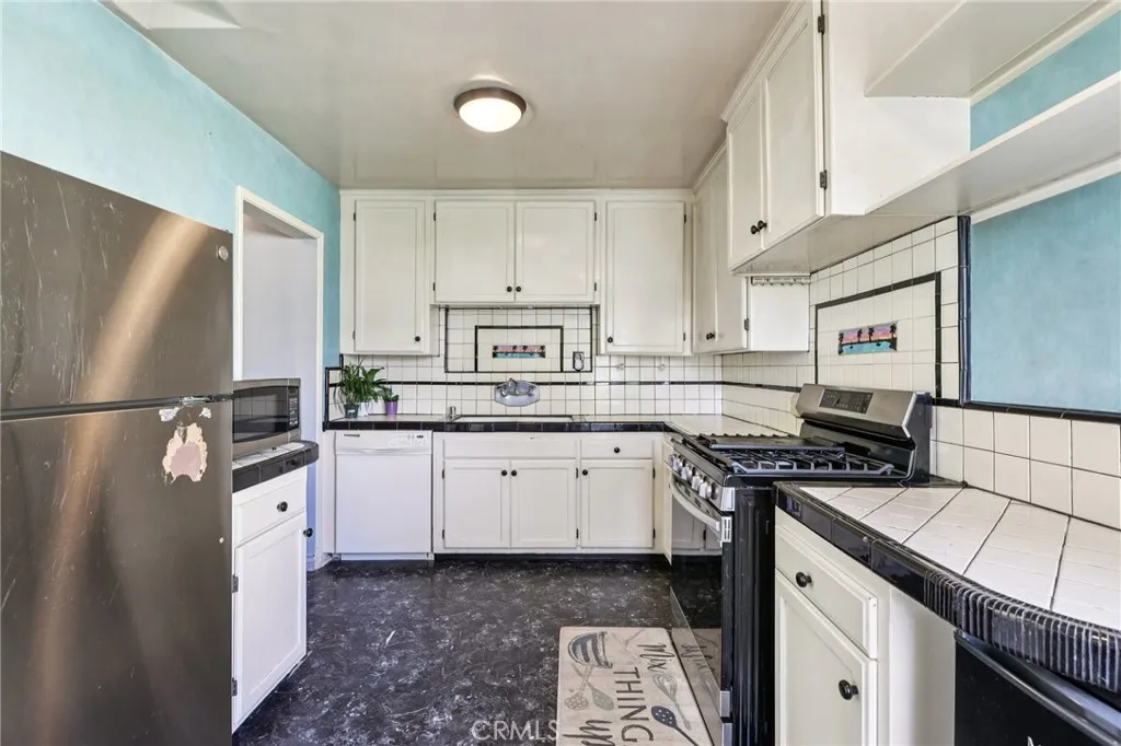 Additional image 67 of 6539 Blucher Avenue, Van Nuys, CA 91406