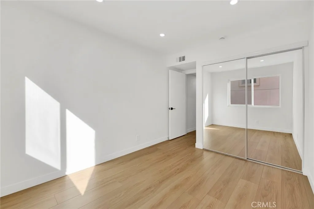 Additional image 51 of 17303 Chatsworth Street Unit 4, Granada Hills, CA 91344