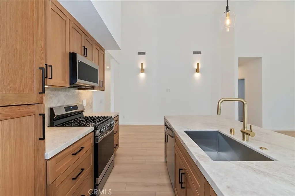 Additional image 65 of 304 San Anselmo, Big Bear City, CA 92314