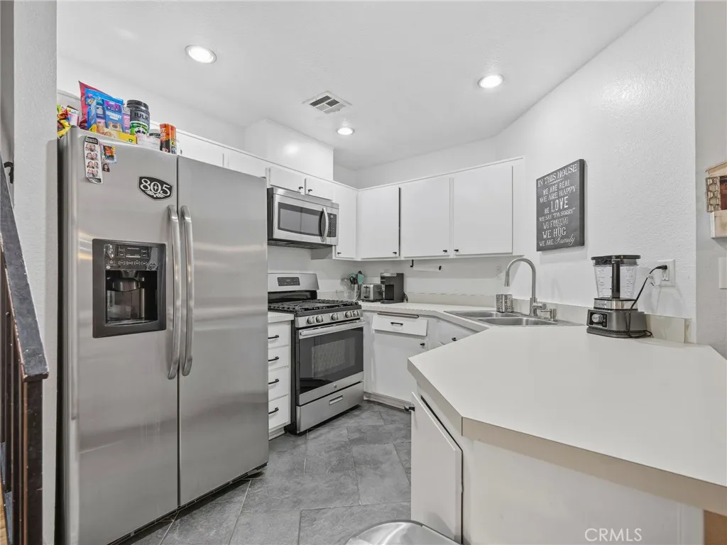 Additional image 7 of 13750 Hubbard Unit 6, Sylmar, CA 91342