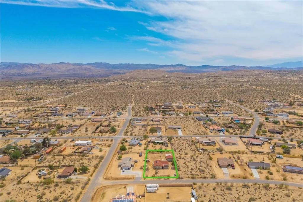 Additional image 32 of 58331 Caliente Street, Yucca Valley, CA 92284