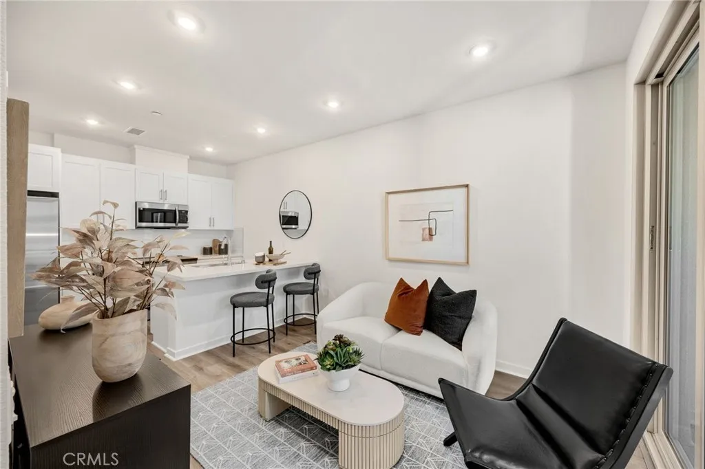 Additional image 2 of 1952 Avenida Del Sol, Placentia, CA 92870