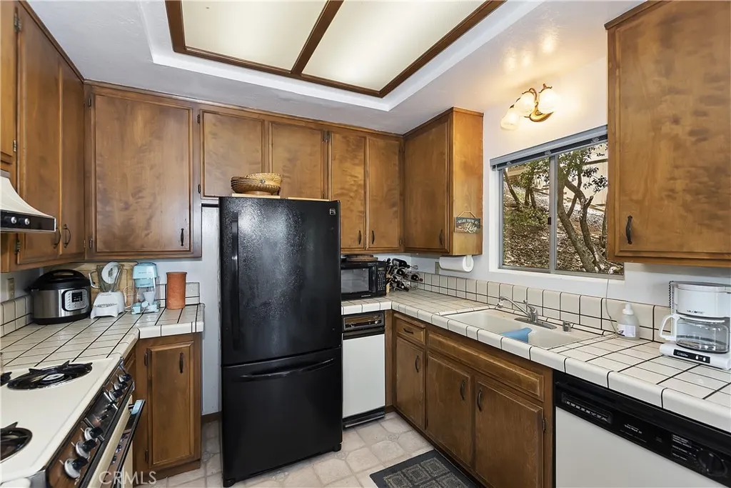 Additional image 48 of 1096 Nadelhorn Drive, Lake Arrowhead, CA 92352