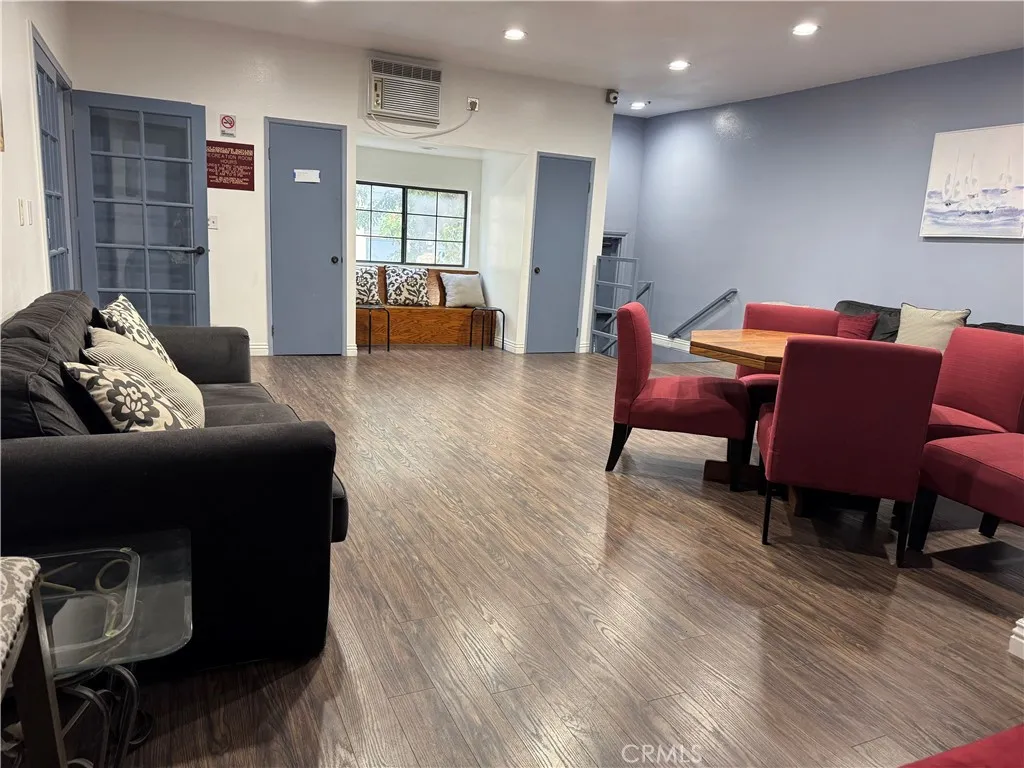 Additional image 62 of 730 W 4th Street, Long Beach, CA 90802