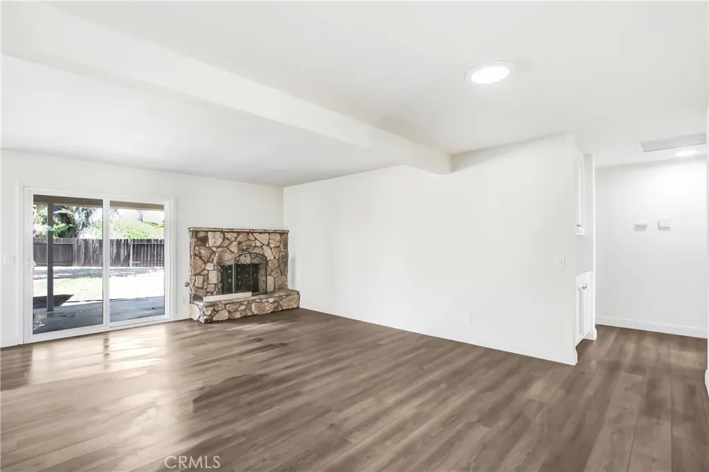 Additional image 11 of 378 Loyola Court, Hemet, CA 92544