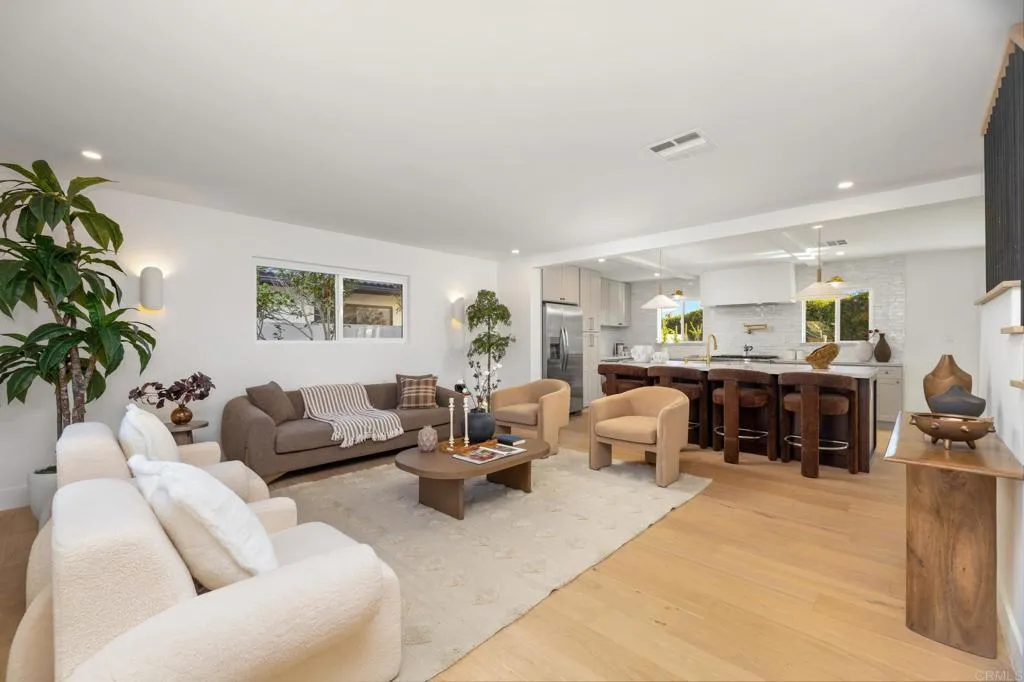 Additional image 4 of 21792 Kaneohe Ln, Huntington Beach, CA 92646