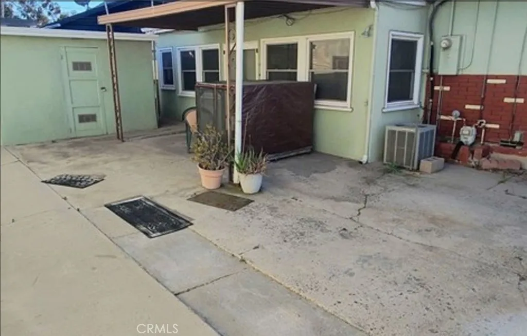 Property image for 501 S Victoria Ave, Corona, CA 92879