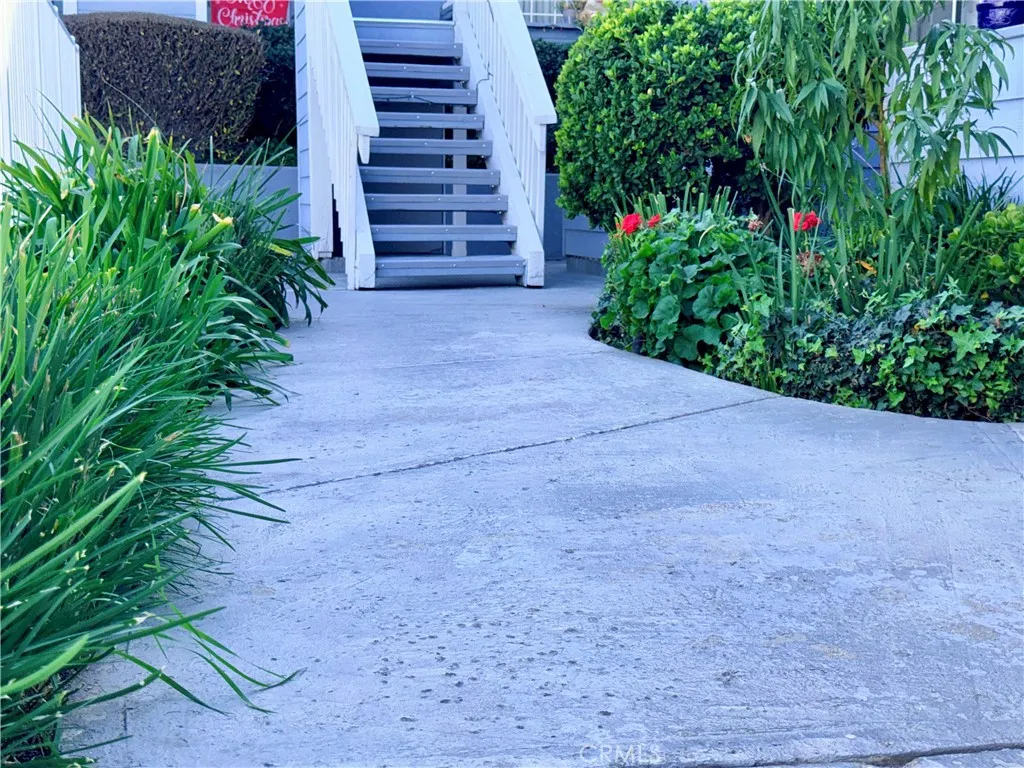 Additional image 66 of 20930 Parthenia Street Unit 216, Canoga Park, CA 91304