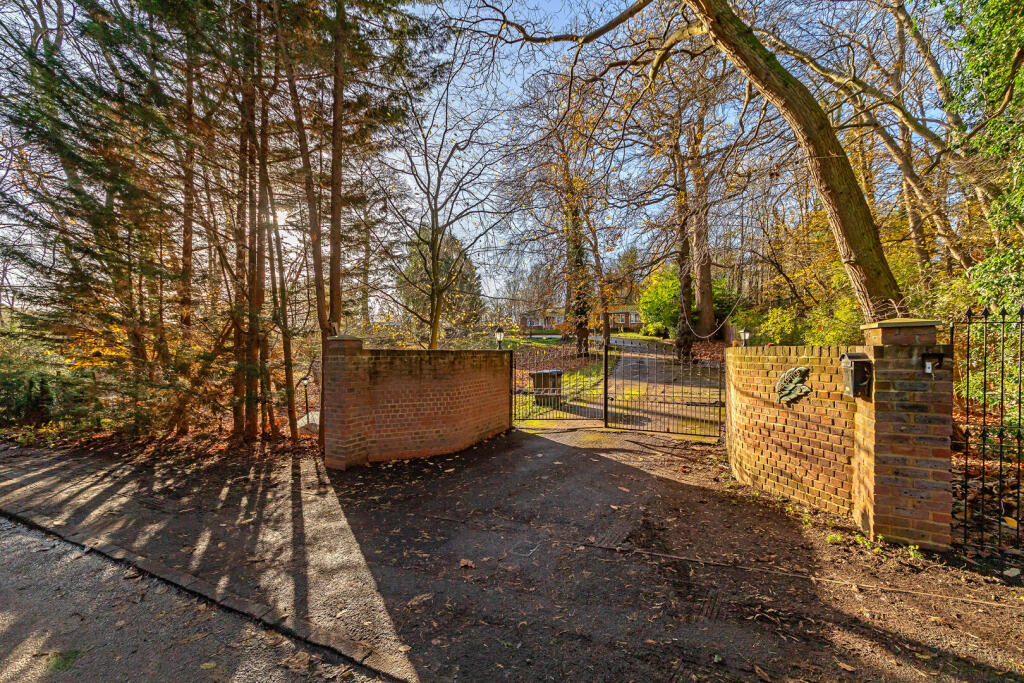 Additional image 10 of The Avenue, Welwyn