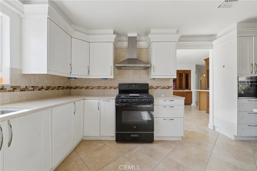 Additional image 94 of 658 Glenmore Blvd, Glendale, CA 91206