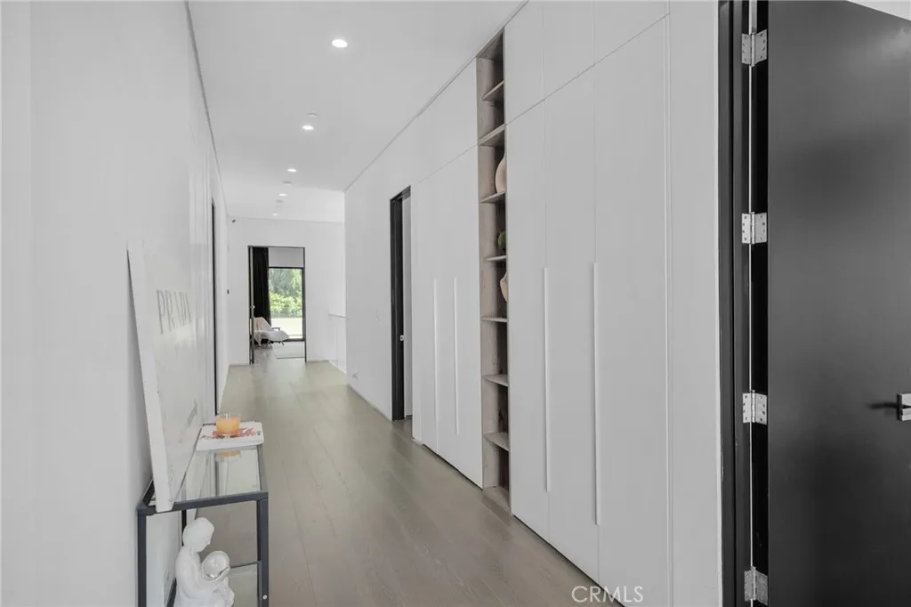 Additional image 102 of 15231 Greenleaf Street, Sherman Oaks, CA 91403