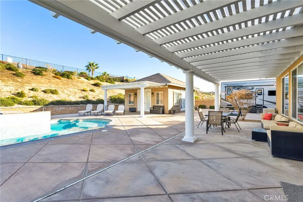 Additional image 130 of 12389 Winesap Rd, Apple Valley, CA 92308