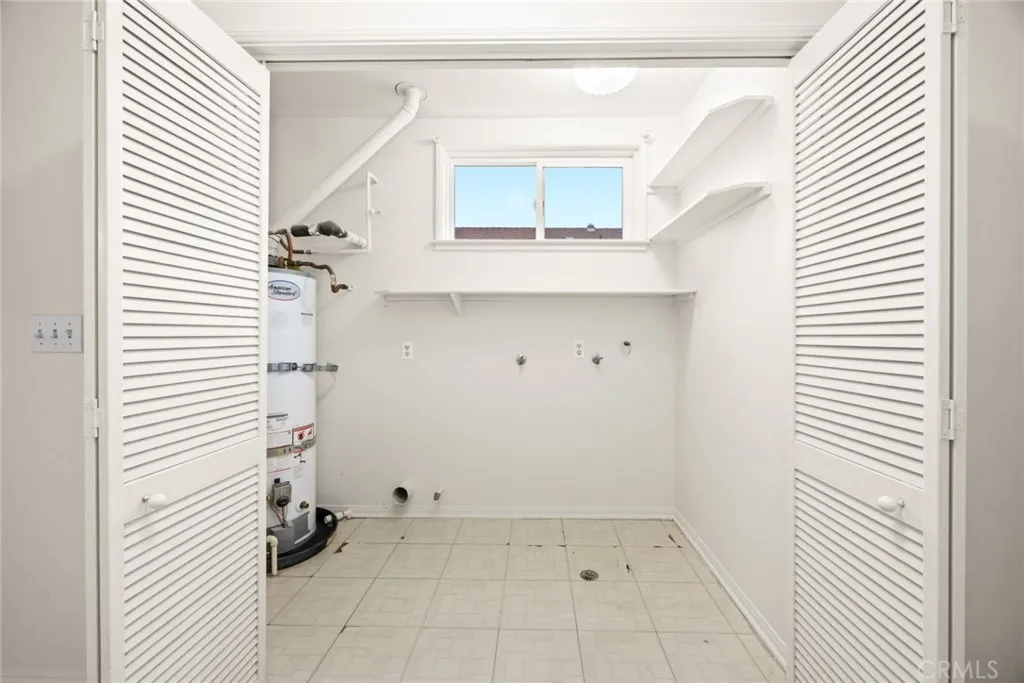 Additional image 31 of 5052 Newcastle, Encino, CA 91316