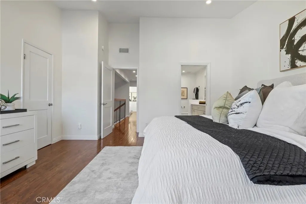 Additional image 37 of 58 Rockwood, Irvine, CA 92614