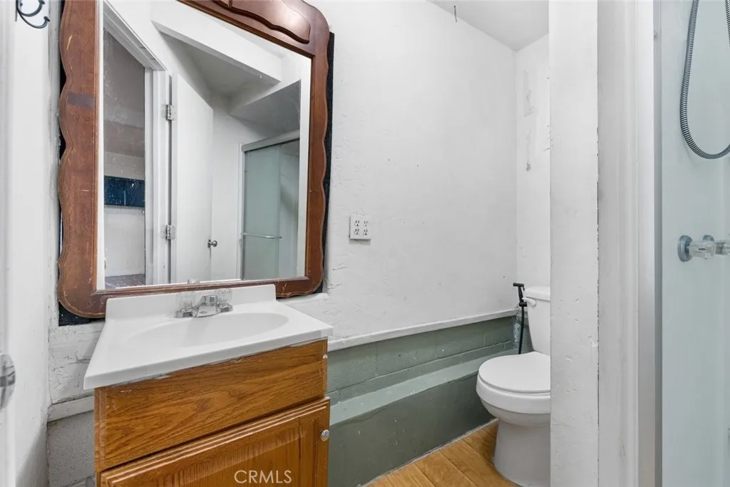 Additional image 116 of 44221 4th Street E, Lancaster, CA 93535